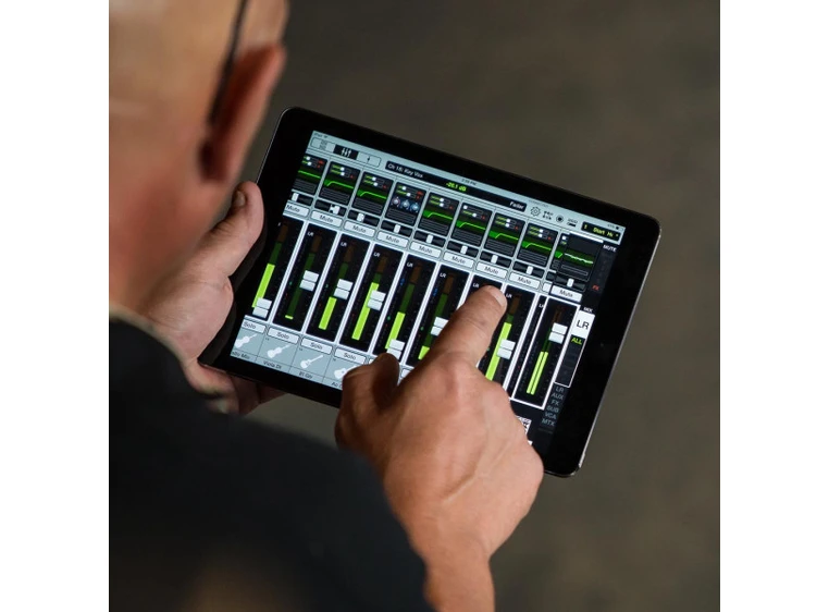 Mackie DL32SE Digital rackmikser 32 kanaler 