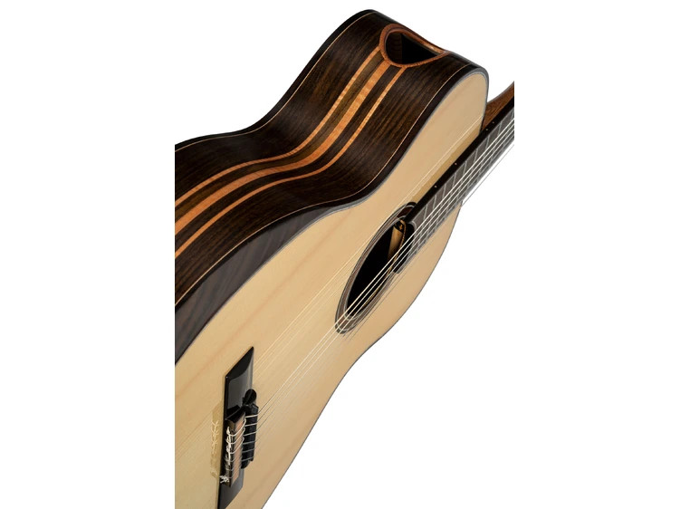 Ortega GRANDSUITE Klassisk gitar 4/4 Size 