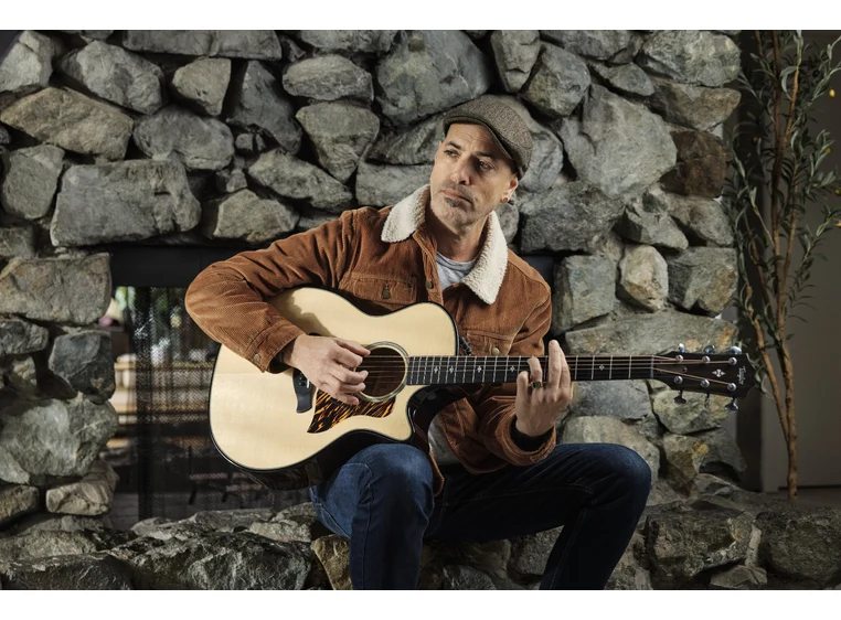 Taylor Builder's Edition 514ce Natural top 