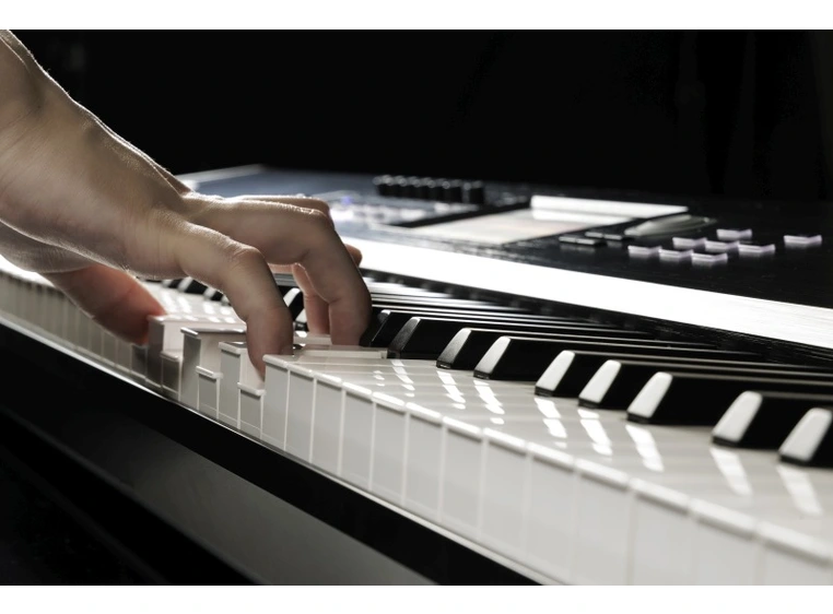 Korg Nautilus 88 AT Workstation-flaggskip med Aftertouch 