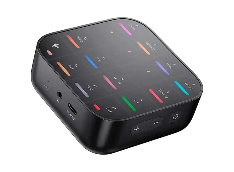 Donner MEDO synthesizer 