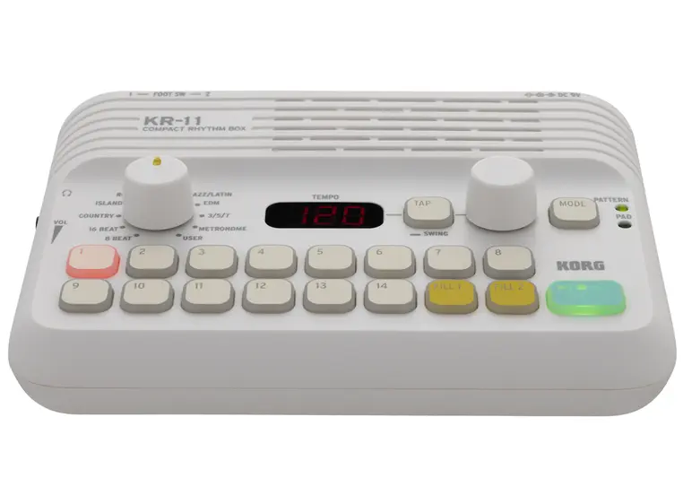 Korg KR-11 