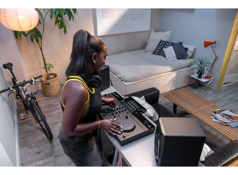 AlphaTheta XDJ-AN All in One rekordbox System 