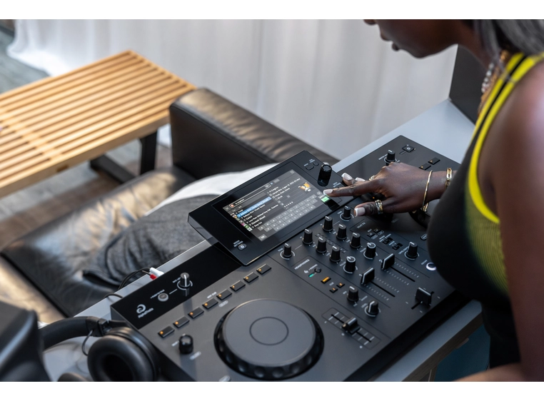 AlphaTheta XDJ-AN All in One rekordbox System 