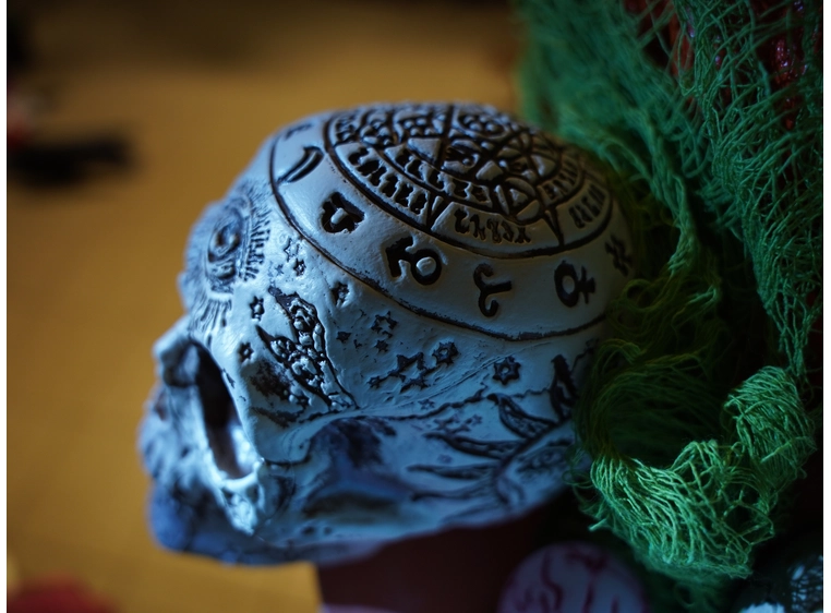 Europalms Skull, mystical 12x10x18cm 