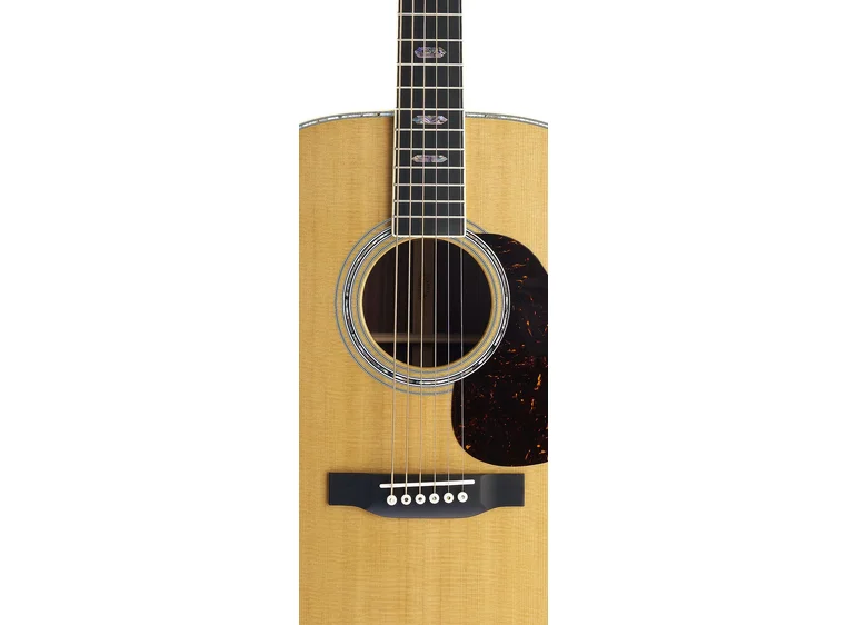 Martin D-41 Standard 