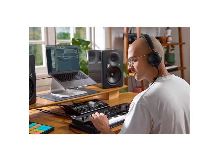 Røde NTH-50 Professional On-ear Headphones 