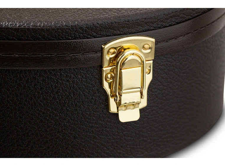 Taylor Case, Dreadnought Brown 