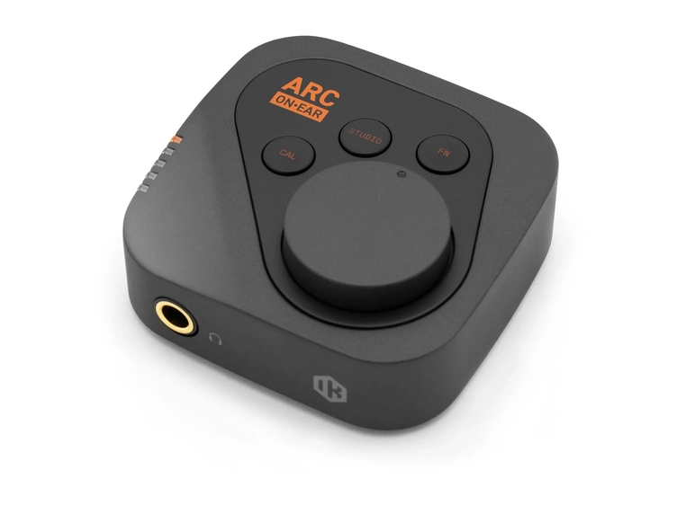 IK Multimedia ARC On-Ear Hodetelefonforsterker 