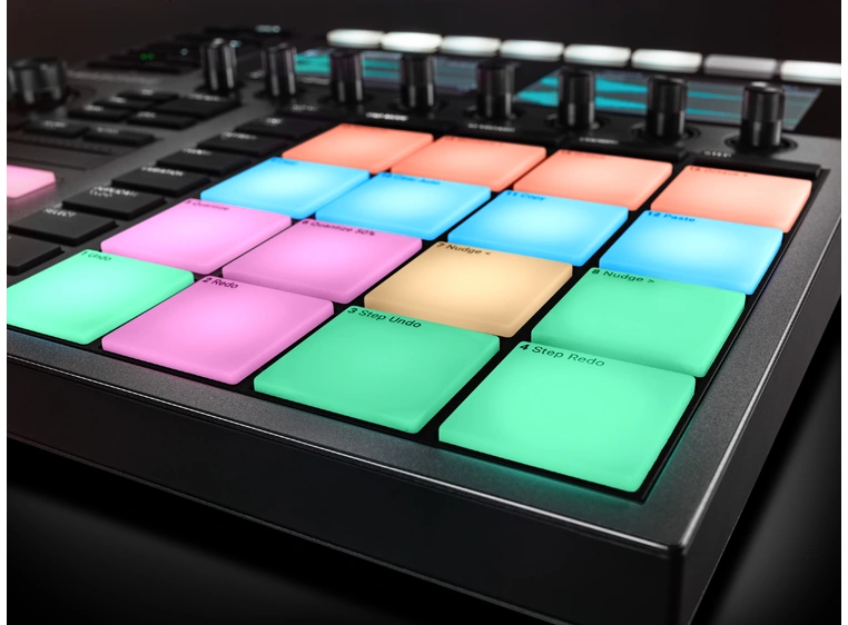 Native Instruments Maschine + * *Kunderetur 