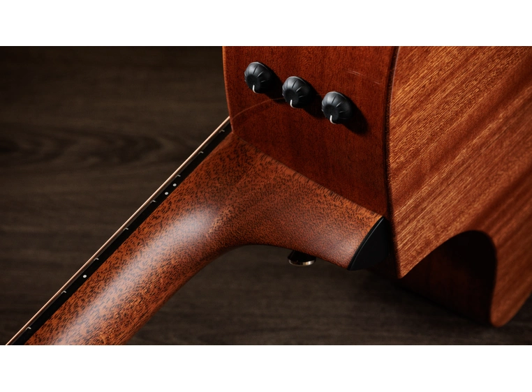 Taylor 314ce Studio Natural 