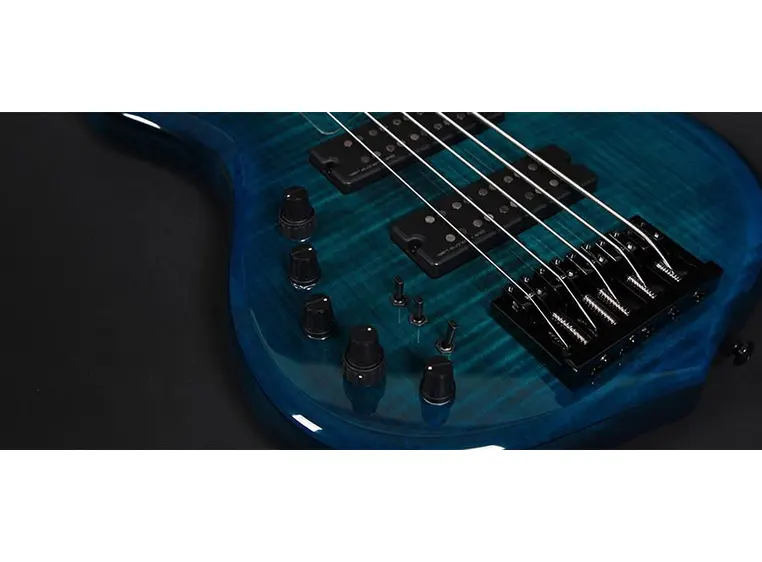 Sire Marcus Miller M7 Swamp Ash-5 Natural, Lefthand 