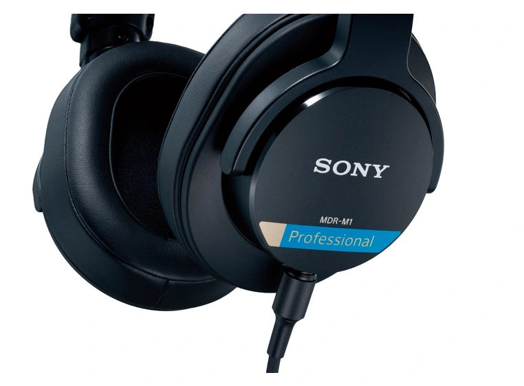 Sony MDR-M1 