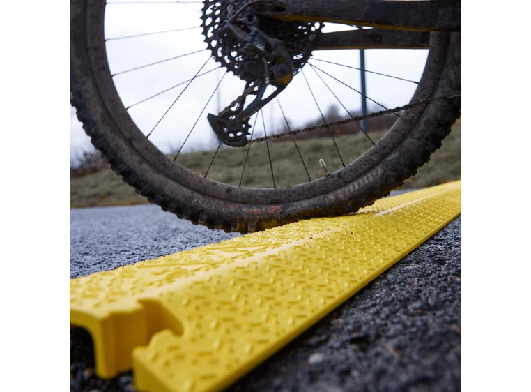 Defender XPRESS 40 YEL R Cable protector 40mm retail, yellow 