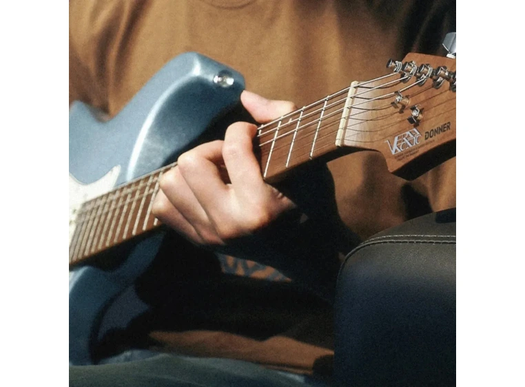 Donner DST-550 el-gitar metallic blue 