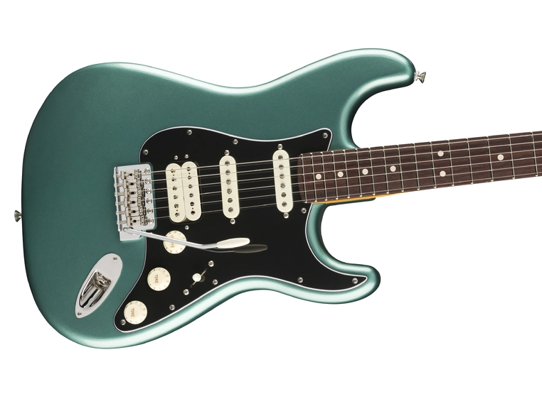 Fender Am Pro Classic Stratocaster HSS RW Fingerboard, FSG Metallic 