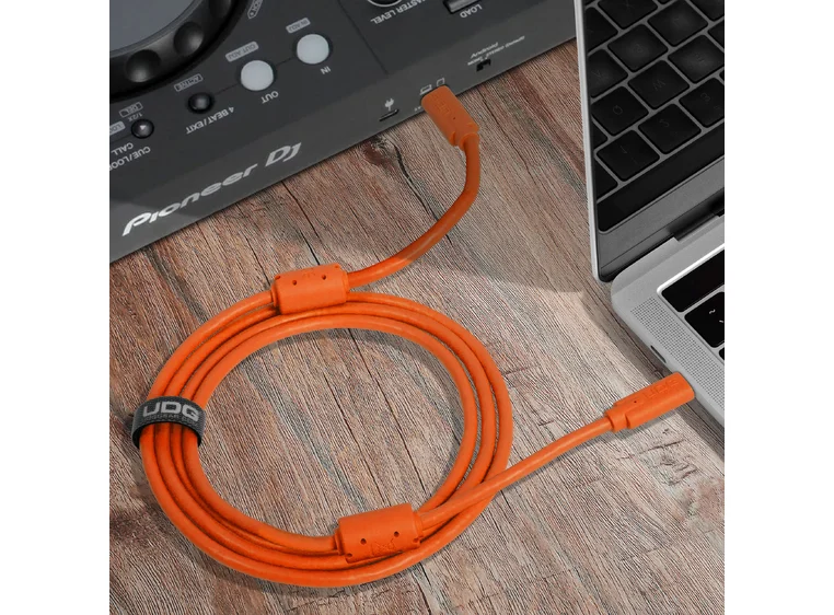 UDG Gear Ultimate USB 3.2 C-C Orange 1,5 m 