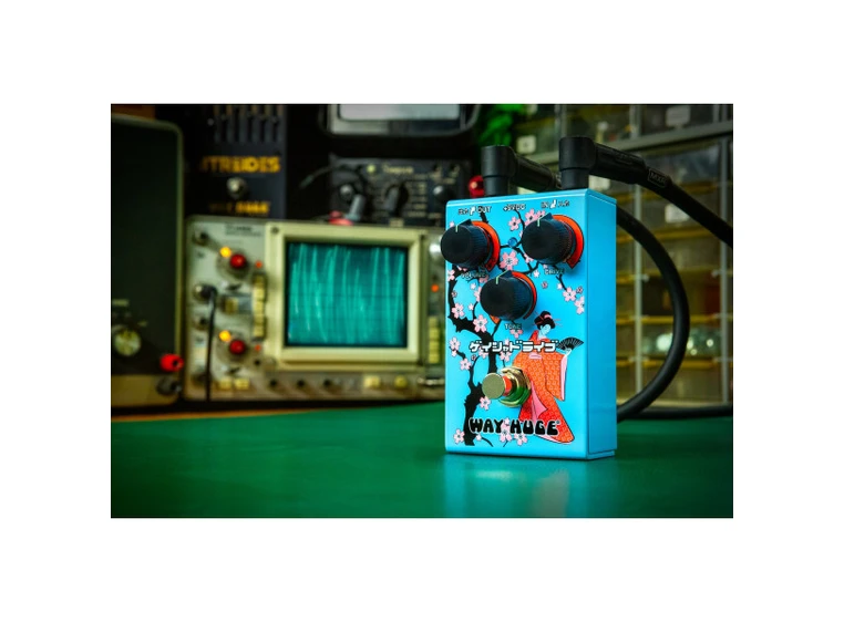 Way Huge WM32B Smalls Geisha Drive Blue 