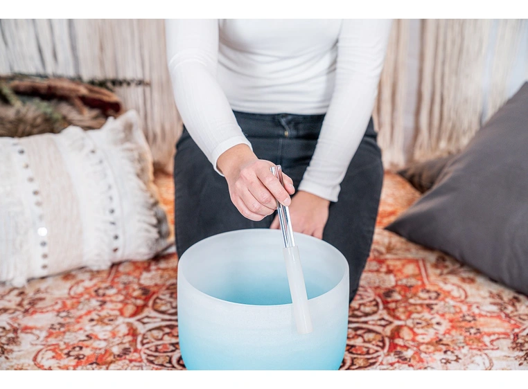 Meinl S.En. CSBC10G Crystal Singing Bowl 10 / G4 / Throat Chakra, Light Blue 