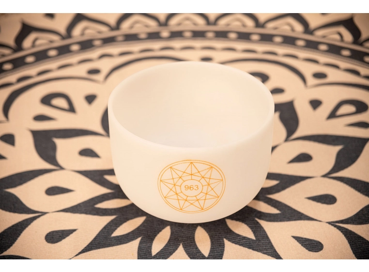 Meinl Sonic En. SOLCSB10-963 Solfeggio Crystal Singing Bowl 10, 963 Hz, B4 