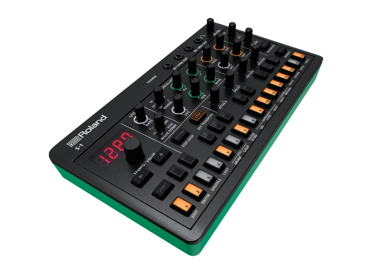 Roland S-1 Tweak Synth Aira Compact 