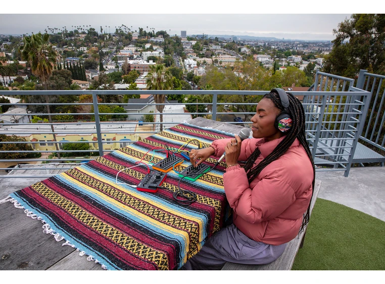 Roland S-1 Tweak Synth Aira Compact 