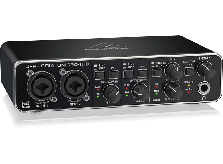 Behringer UMC204HD 