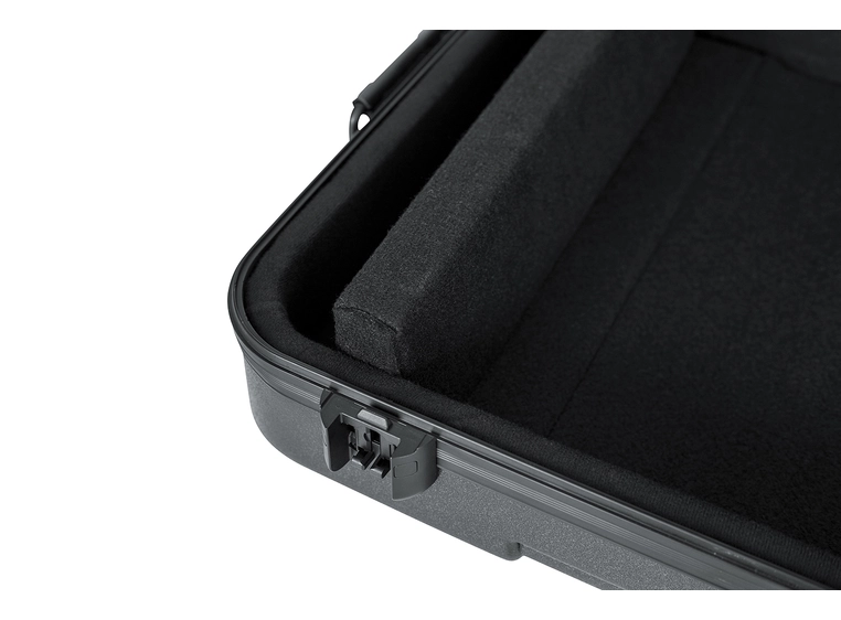 Gator GTSA-KEY61 61-note TSA Keyboard Case w/ Wheels 