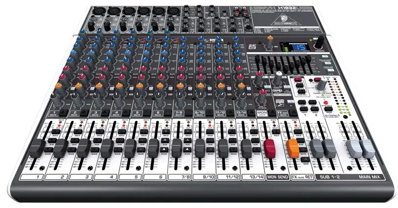 Behringer Xenyx X1832USB 