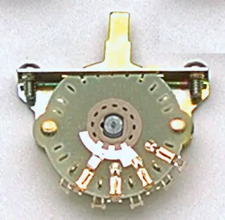 AP EP 4374-000 4-Way Switch w/Screws Tele®