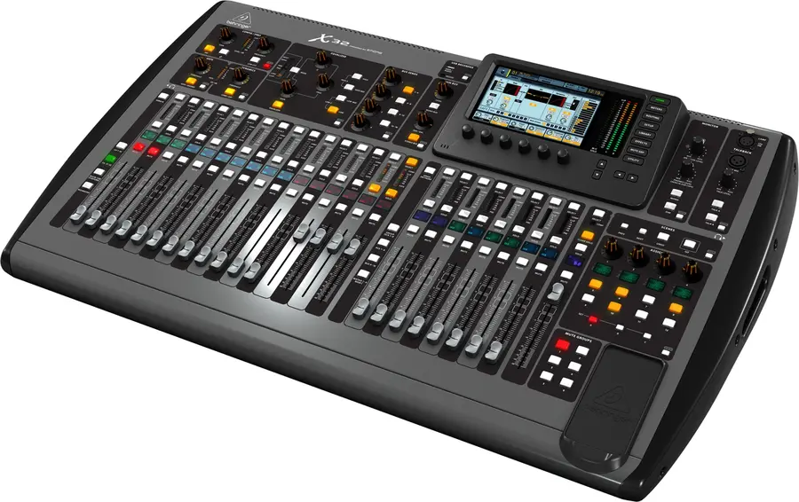 Behringer X32 digital mikser 