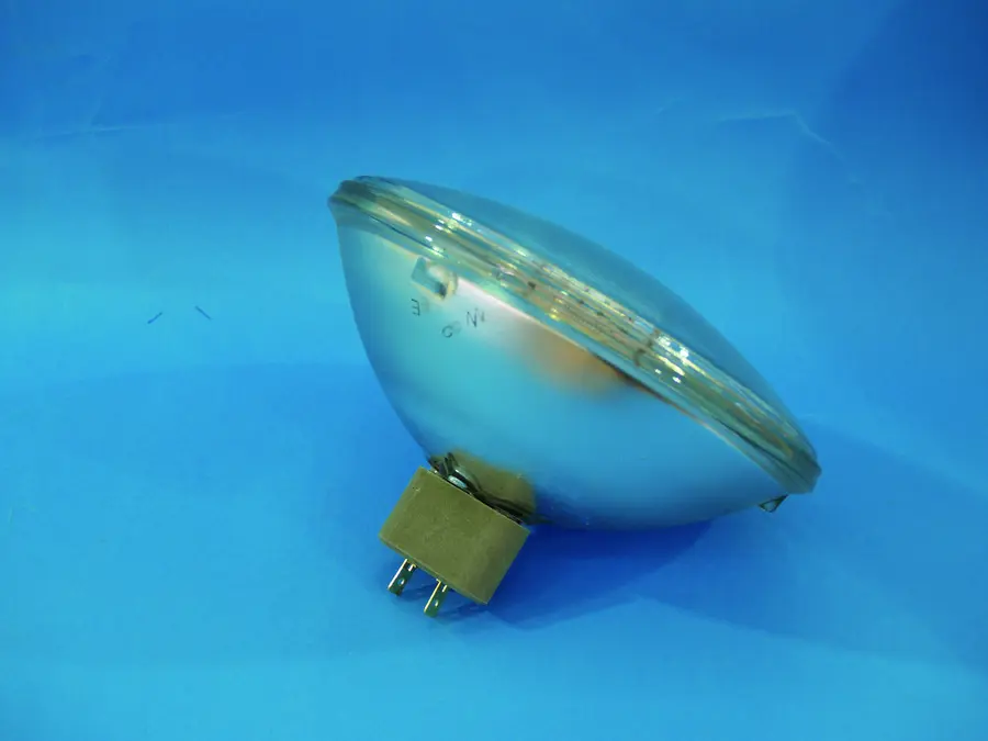 Philips CP61 PAR 64 240V/1000W NSP 300h 