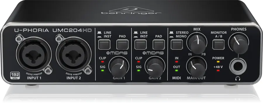 Behringer UMC204HD 