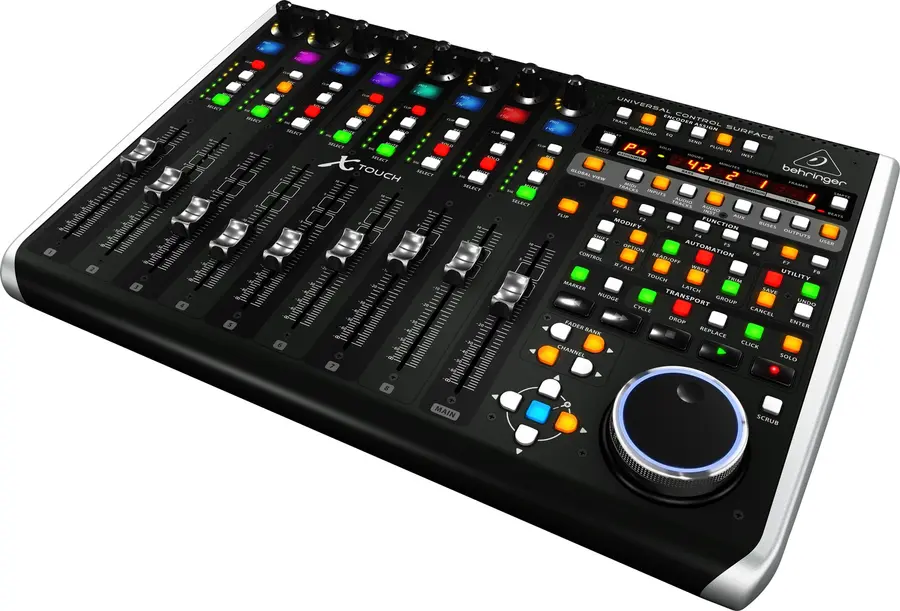 Behringer X-Touch 