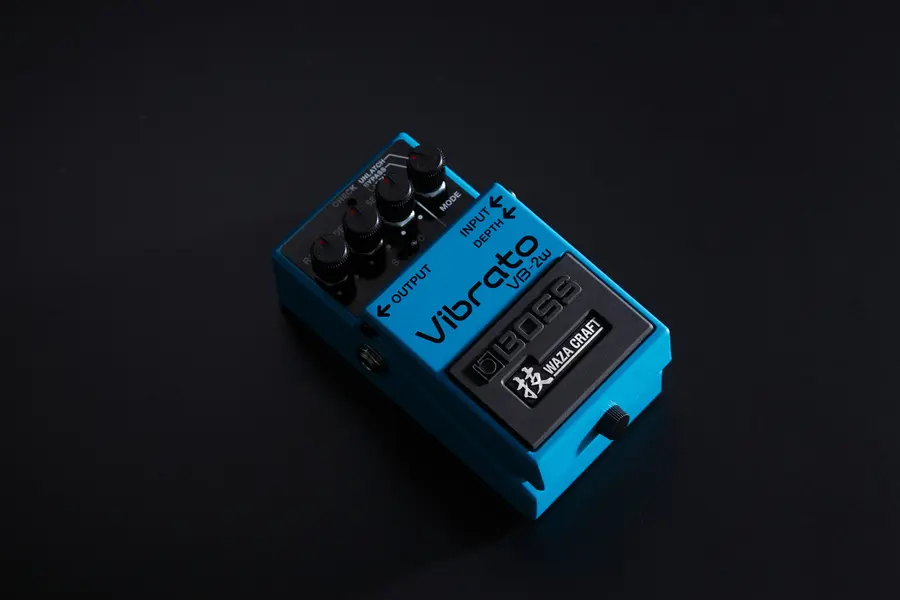 Boss VB-2W Analog vibrato pedal Waza Craft 