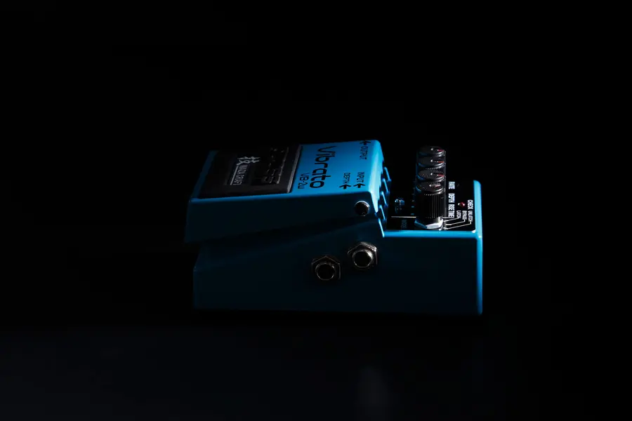 Boss VB-2W Analog vibrato pedal Waza Craft 