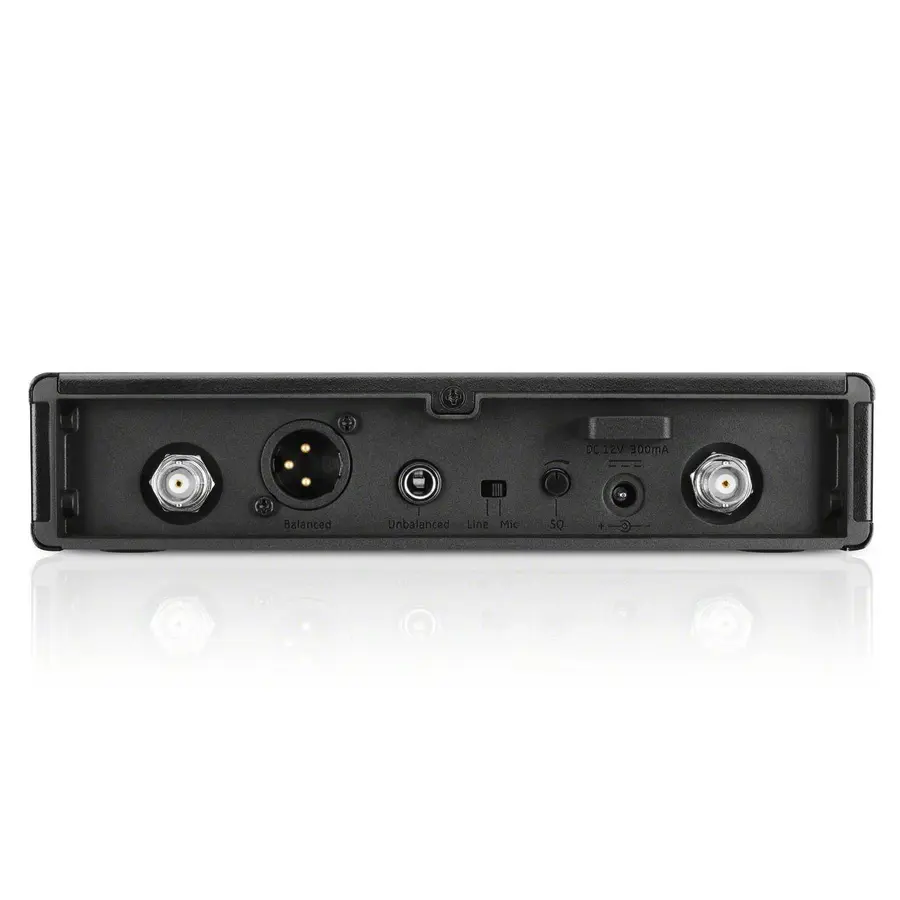 Sennheiser XSW 2-CI1-E Instrument set Frequency range: E (821-832/863-865 MHz) 