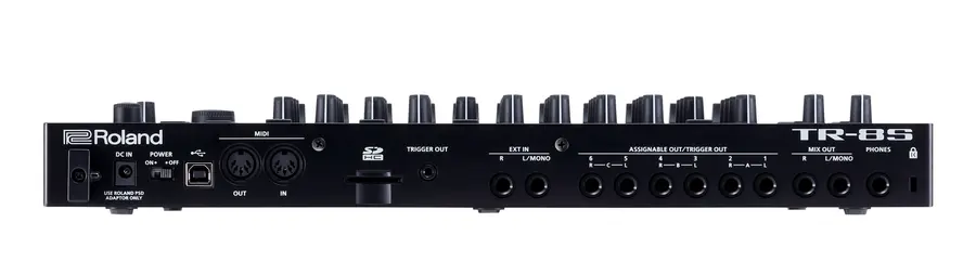 Roland TR-8S Rhythm Performer Trommemaskin 
