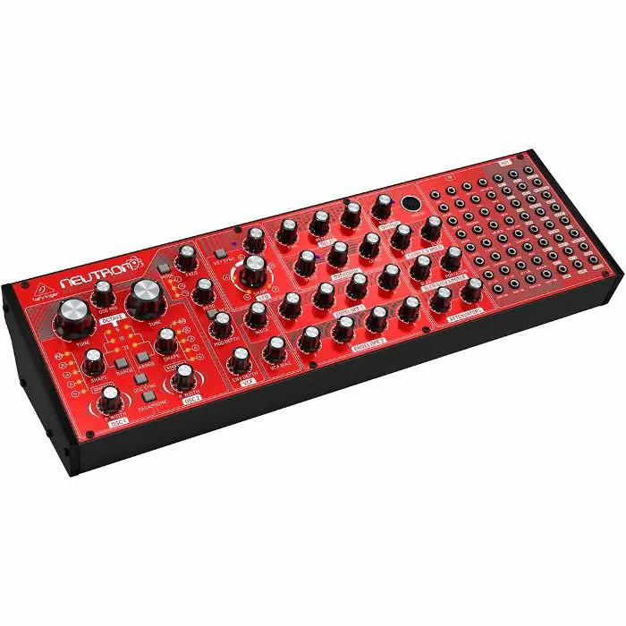 Behringer Neutron Semi modulær analog synth 