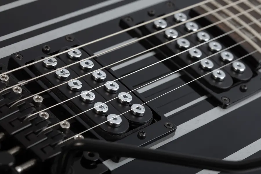 Schecter Synyster Standard Gloss Black with Silver Pin Stripes 