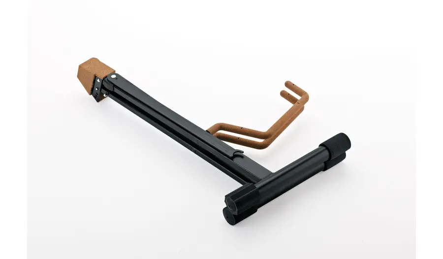 K&M 14130 Cello Stand, cork with bow holder, Support Width:285-450mm 