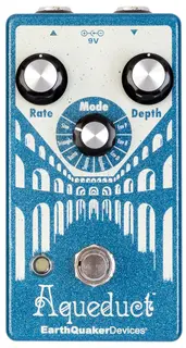 EarthQuaker devices Aqueduct True-pitch Vibrato pedal