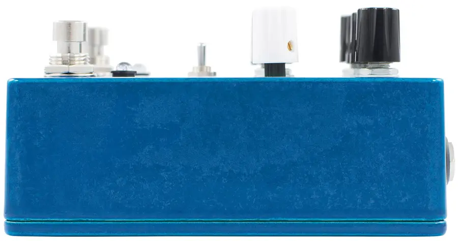 EarthQuaker devices Avalanche Run V2 Stereo Reverb & Delay with Tap Tempo 