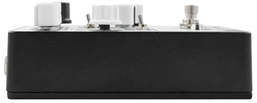 EarthQuaker devices Data Corrupter Modulated Monophonic Harmonizing PLL 