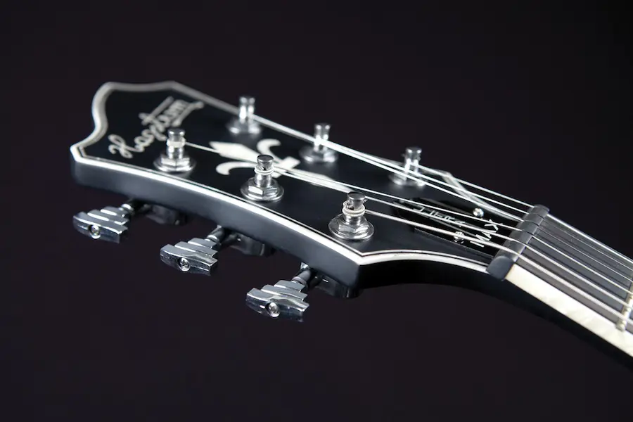 Hagstrom Ultra Max Fall Sky Satin 