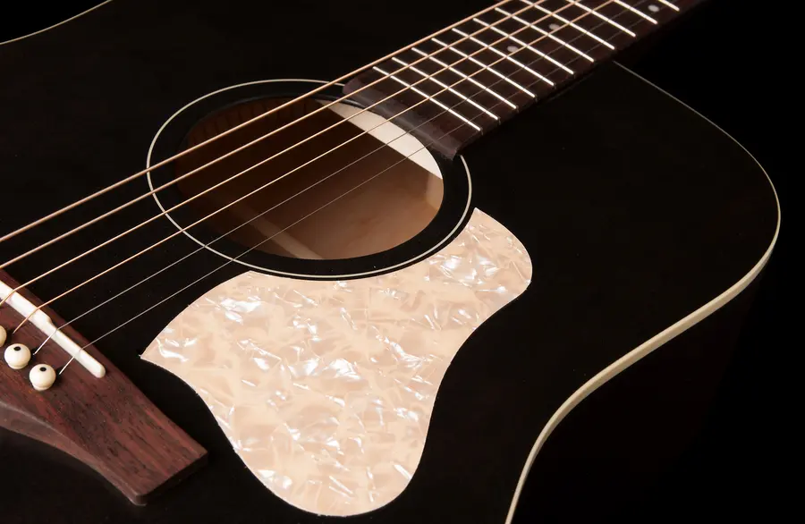 Art & Lutherie Americana Faded Black 