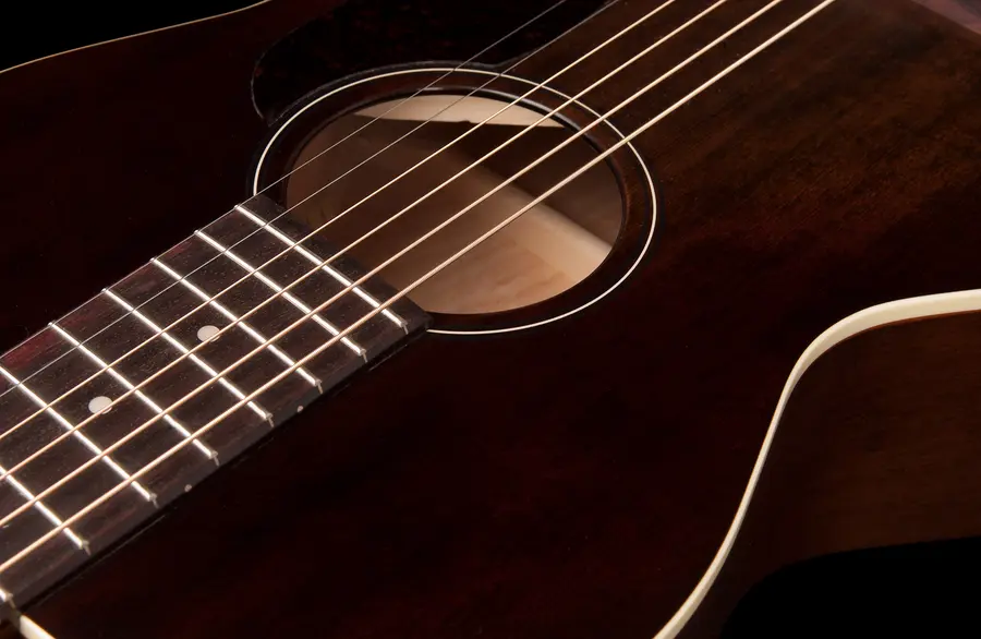 Art & Lutherie Roadhouse Bourbon Burst Godin Q1T electronics 