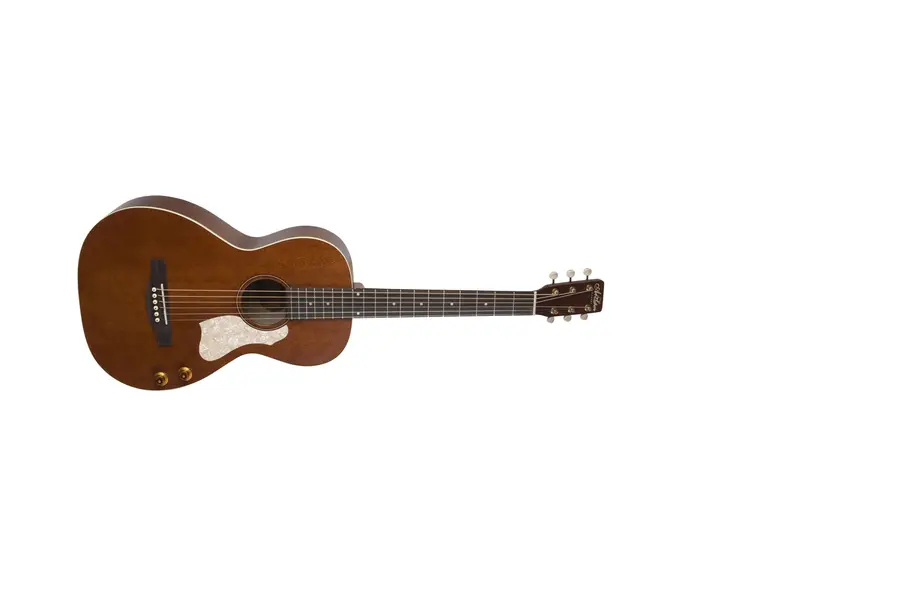 Art & Lutherie Roadhouse Havana Brown Q-Discrete preamp 