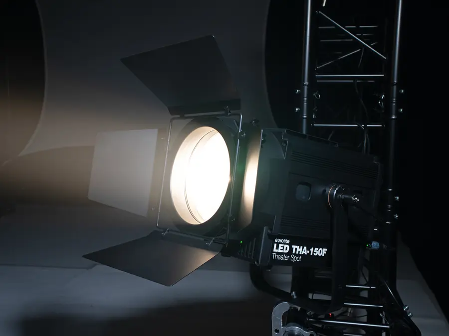 Eurolite LED THA-150F Theater-Spot 