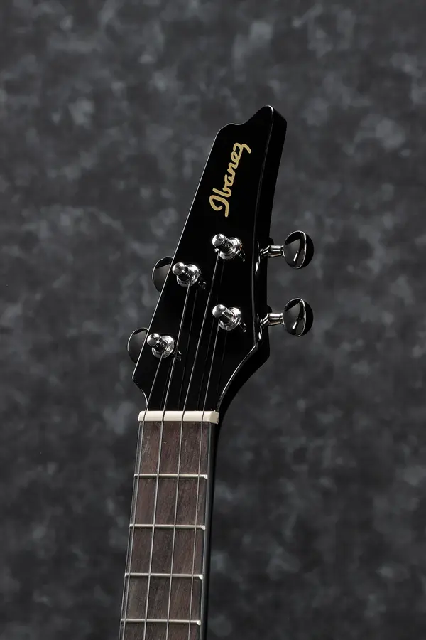 Ibanez UICT10-BK Ibanez Ukulele m/mik, bagIceman 
